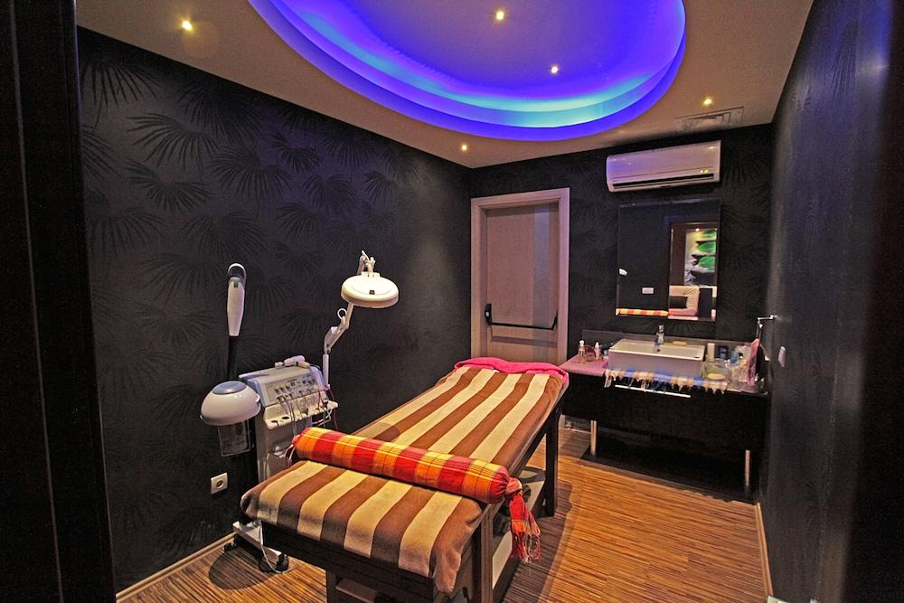 Mandarin & Ośrodek wypoczynkowy 5*